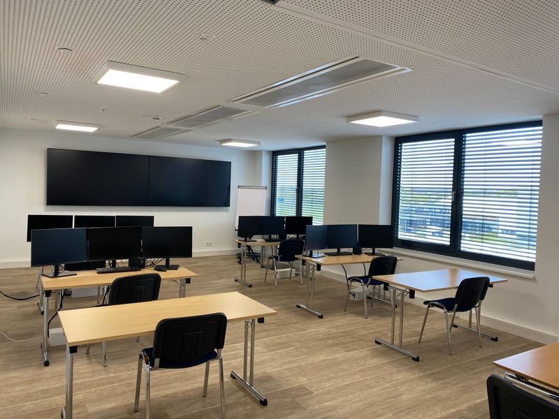 Gewerbefläche/ Loft im Logistikzentrum am Skandinavienkai