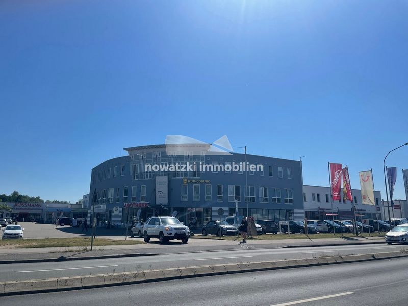 ** Wirth-Center ! I Knapp 2.000 m² Verkaufsfläche in frequentierter Lage *