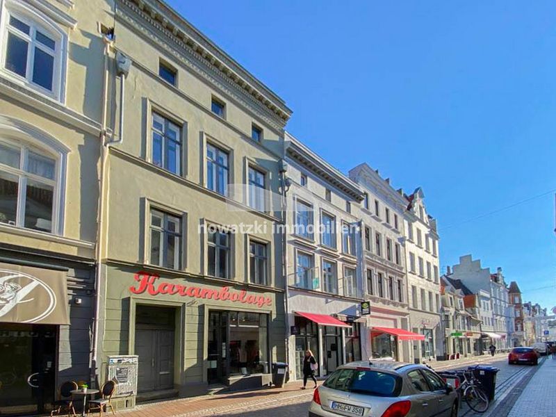 ** Willkommen in der Hüxstraße! Ladengeschäft mit Gemeinschafts-Hofgarten**