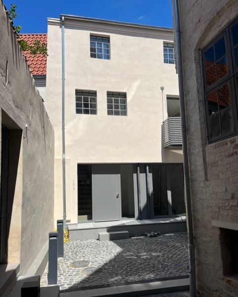 ** Idyll – Historisches Stadthaus mit Hofterrasse **